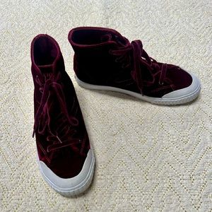 Tretorn Velvet Hi-Top Sneakers